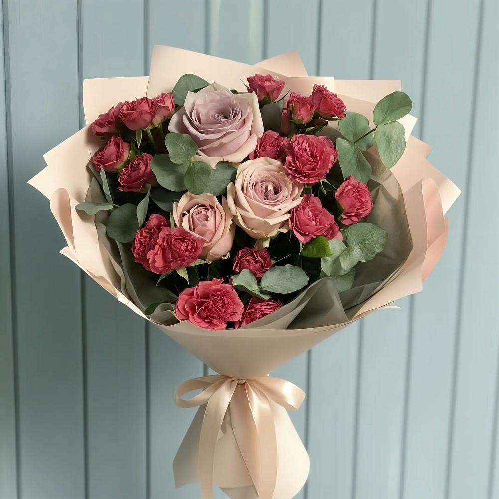 Букет цветов из: Гвоздики и Розы в Шкотово