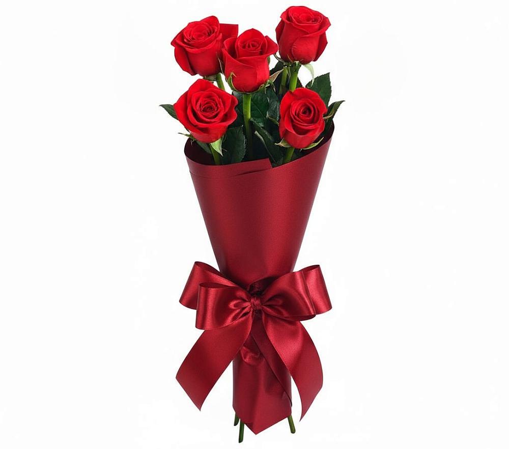 Букет 5 Красных роз Эдлесс Лав в Шкотово
