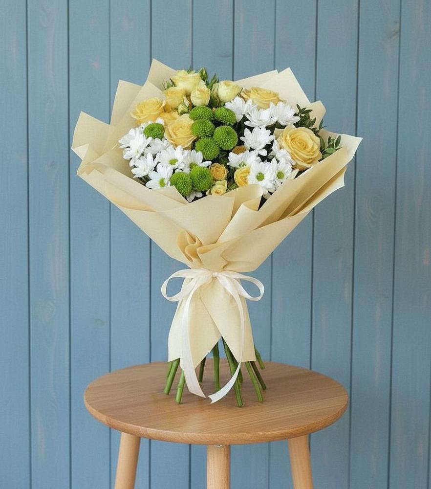 Букет цветов из: Хризантемы и Розы в Шкотово