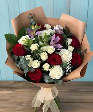 Букет цветов из:  Розы и Альстромерии в Шкотово