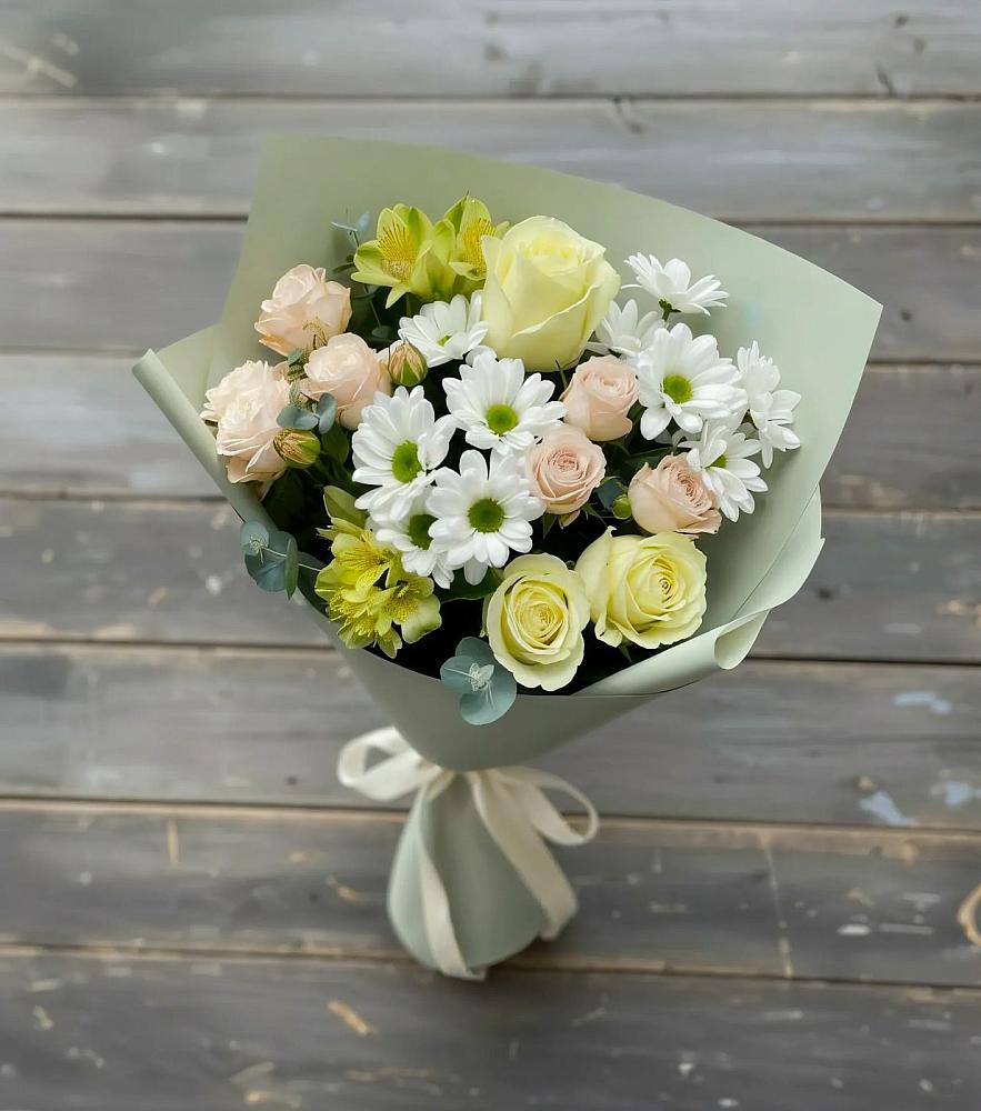 Букет цветов из: Альстромерии, Розы и Хризантемы в Шкотово