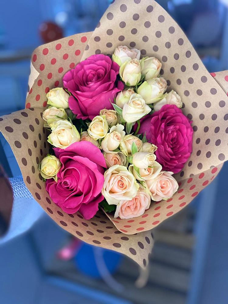 Букет цветов из: Розы в Шкотово