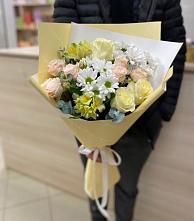 Букет цветов из:  Альстромерии, Розы и Хризантемы в Шкотово