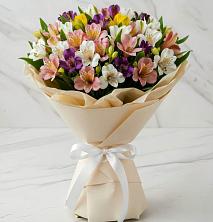 Букет цветов из:  Альстромерии в Шкотово