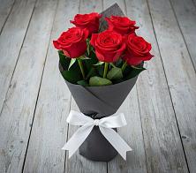 Букет 5 Красных роз Эдлесс Лав #REPLACE_PRED# Шкотово