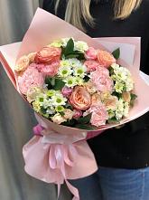 Букет цветов из:  Гвоздики, Розы и Хризантемы в Шкотово