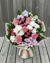 Букет цветов из:  Альстромерии, Гвоздики, Розы и Хризантемы в Шкотово