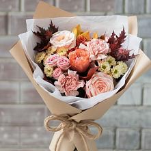 Букет цветов из:  Гвоздики, Хризантемы и Розы в Шкотово
