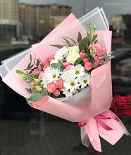 Букет цветов из:  Розы, Лизиантусы и Хризантемы в Шкотово